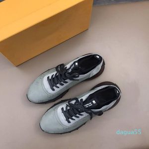 Fall/winter 2021 Stylish high-end men boots, black and grey print lace-up openings design decorative casual shoes with the packing