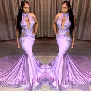 New Sexy Light Purple Prom Dresses Keyhole Neck Lace Appliques Sequins Cutaway Sides Sweep Train Evening Party Homecoming Gowns
