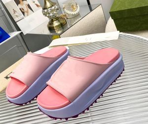 Top quality in the market lighter and non slip Slippers necessary for trendsetters simple without losing taste tpu Ladies Beach Roman more coloor Sandals
