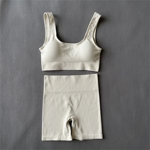 Kadın Sporstwear Dikişsiz Yoga Set Seksi Kare Yaka Spor Sutyen Koruyucu Gym Ile Sütyen Sütü Tops Suits Spor Giyim Kolsuz Eşofman 220330