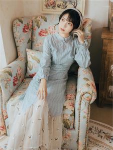 Платье Меньше оптовых-Повседневные платья платье фолквей ретро женская вышитая длинная длинная шендсам весна и осень Nian Qing Kuan меньше моды