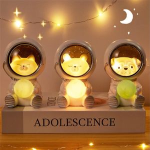 Night Lights Creative Galaxy Guardian Led Light Cute Pet Moon Spaceman Lamps Astronaut Bedroom Decorative Baby Kids Toys Gift Night