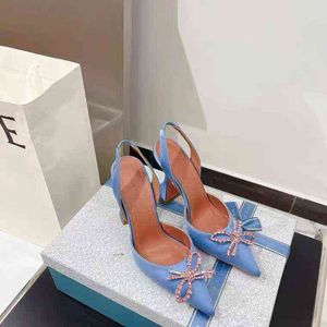 큰 크기 43 여성 펌프 실크 새틴 뾰족한 발가락 Ow-knot Rhigh Heels Shoes Slip on Wedding Sandals220513