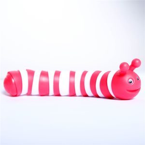 Newstyle Creative Articulated Stress Relief Toy Puzzle Ventil Snail Animal Funny Fidget Slug Fingertip Leksaker för barn DHL Gratis YT199503