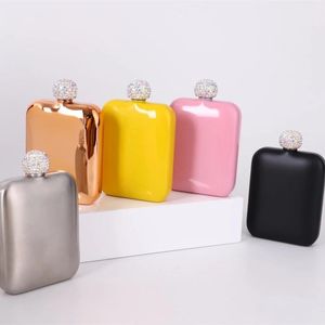 6 OZ Ladies Portable Small Hip Flask 304 Stainless Steel Flagon Full Diamond Cover Mini Madam Whiskey Wine Bottle