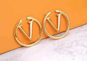 Kadın Hoops Studs Moda Kadın Çapı 4cm Büyük Çember Basit Küpeler Luxurys Designer Letter L Küpe Takı