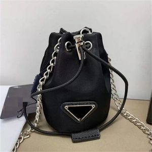 Cute girl Mini portafoglio Catena hardware argento Pouch donna Portamonete accessori moda firmati Borsa portachiavi nera