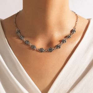 Luxus Kristall Stein Schlange Schmetterling Schlüsselbein Kette Choker Halskette für Frauen Charme Brief Einstellbare Schmuck Kragen