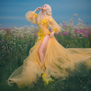 Gul v hals en linjeklänning för fotografering hög split långa ärmar kvinnor kläder med 3D blommor sexig fluffig fest baby shower klänningar