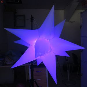 Attività all'aperto per navi libere 1.2m 1.5m 11 punte stella gonfiabile con luce a LED e ventilatore interno Decorazione appesa Palloncini gonfiabili che brillano al buio 16 colori