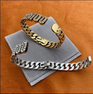 Designer smycken Bangle i Micro Inlays Diamonds Vintage Copper Woman Metal Non B blekande Open Armband High Quality D023
