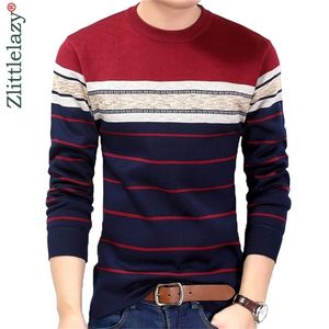 Moda Casual Odzież Społeczna fitness Kulturystyka Striped T Koszulki Mężczyźni T-Shirt Jersey Tee Shirt Sweter sweter Camisa 220325