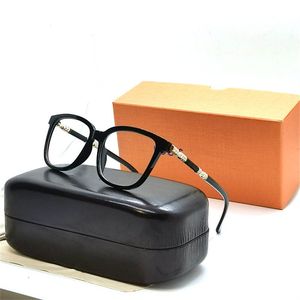 Lenti trasparenti Occhiali da sole da donna da uomo di alta qualità per esterni moda di lusso montatura per pc A89 occhiali da vista in vetro 028 occhiali da vista