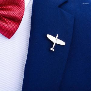 Pins Brooches Cute Lapel Pin Cartoon Airplane Brooch Badge For Clothing Bags Backpacks Jackets Hat Decoration Seau22