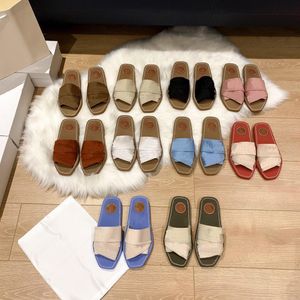2022 Luxury Designer Sandals Slipper Cross Woven Roman Slipers Shoes Print Slide Summer Wide Lady Canvas Lekstalt tyg Utomhusläder Sole 16 Färg