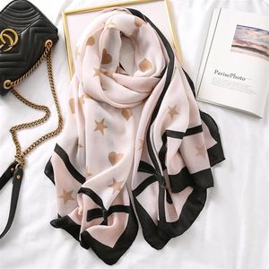 Sjaals Designer Star Heart Print vrouwen sjaal gestolen sjaal roze grote hijab schurfen voor dames lente zomer wrap headband foulard f178m