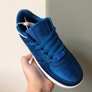 2022 Classic Top One Running Shoes Men Kvinnor Läder Silk Fragment Clot All White Blue Black Red Outdoor Trainers Sneakers Storlek C14