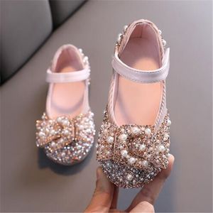 Nya barns flickor Sneakers Småbarn Baby Flat Sandal Pearl Rhinestones Shining Kids Princess Party Shoes