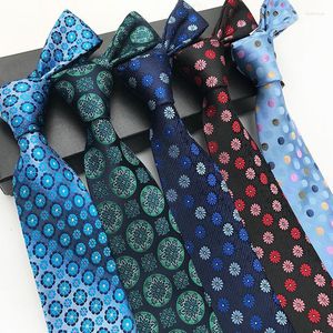 Bow Ties 2022 Silk 8 cm Geometry Floral Tie för bröllopsfest pojkvän gåvor Fashion Men lyx Paisley Mens Fred22