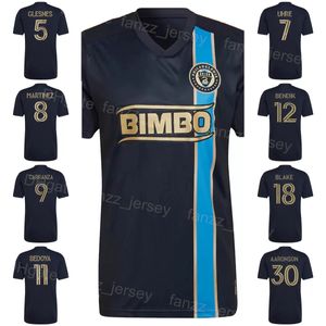 MLS Philadelphia Union 9 CARRANZA Fußballtrikots 11 BEDOYA 19 BURKE 7 UHRE 27 WAGNER 5 GLESNES 3 ELLIOTT 18 BLAKE 8 MARTINEZ 6 GAZDAG Fußballtrikot-Kits Schwarz 2022 2023