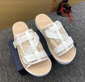 Luxury Slipper Alpha Oblique Men Summer Sandals EVA Rubber platform Lightweight Non slip Outdoor Flip Flop
