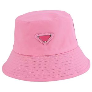 Rosa Reversible Bucket Hat Designer Hat Snapback Högkvalitativ Casual Fashion Womans Baseball Caps Nya Höst Vår Fisherman Snapbacks Fedora Band Hats