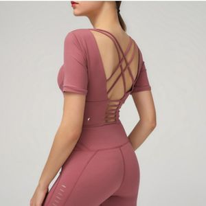 lu 2023 nuova bella maglietta posteriore sportiva fitness da donna Yoga manica corta da corsa pad petto stretto comodo abbigliamento da yoga ad asciugatura rapida