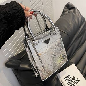 borsa da donna nuova borsa tote portatile a specchio triangolare piccolo quadrato tridimensionale avanzato con una spalla