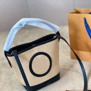 Beach Handbag Handmade Large Capacity Shoulder Bags Designers Basket Bag Womens Letter Shopping Fashion Luxurys Totes Handbags