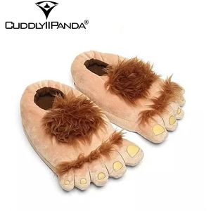 Winter Furry Adventure Slipper Home Slippers Big Feet Hairy Halloween Pantufa Hobbit Feet Plush tofflor Y200106