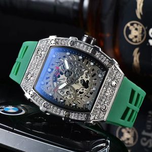 2022 Diamond 3-pin quartz watch transparent bezel men's automatic watches men's designer wrist waterproof Reloj Hombre