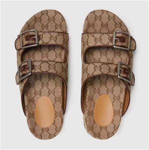 2022 Pantofole piatte multicolori da donna Sandali con 2 cinturini Lady Fashion Fibbia in metallo Scivoli da spiaggia Stringate da uomo per l'estate EUR35-43