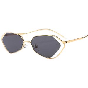 Óculos de sol de verão Man Woman Unissex Fashion Glasses Retro Small Frame Design UV400 4 Cor Opcional 8982