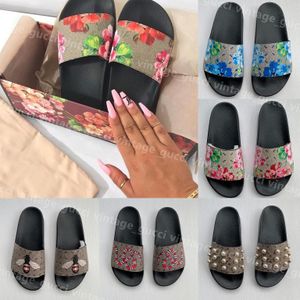 Designer di alta qualità pantofole Donne Slipisti Summer Sandals Sandals Sandals Slide Slide Fashion Slipper Scontro Scarpe da interno Dimensione EUR 35-46