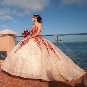 2022 Sexy Rose Gold Pailletten Quinceanera Kleider Rote Spitze Applikationen Kristall Perlen 3D Blumen Blumen Schatz Tüll Puffy Ballkleid Party Prom Abendkleider