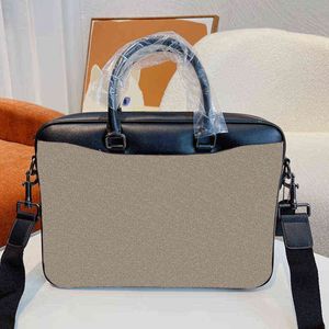 Men Briefcase shoulder bags Handbags laptop bag Designer bag mens Fashion all-match Casual retro High capacity handbag