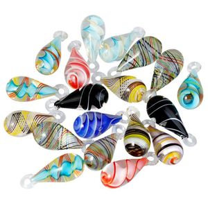 Colares pendentes 4pcs/lote Love Heart Drop lampwork Reiki Padrão espiral colorido misto Charms aleatórios para jóias Fazendo acessórios de colar