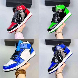 1S High OG Patent Green Basketball Shoes Patent Bred Leather Fluorescent Green Blue Jumpman Man Women Sports Sneakers