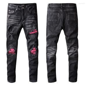 Marca de moda de rua masculina de jeans masculino Casual Black Red Red Patch Red Patch Slim Denim calças para homens 806Men's