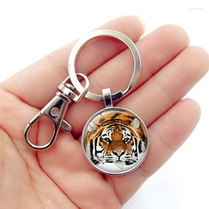 Keychains WG 1PC Tiger Theme Gift Time Gemstone Keychain Keyrings Creative Metal Keyring Car Accessories for Women Jewel Enek22