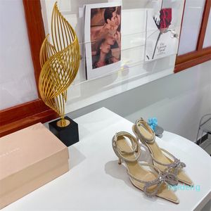 2022 새로운 고품질 디자이너 파티 드레스 신발 신부 숙녀 패션 섹시한 뾰족한 발가락 다재다능한 투명한 라인 석이 하이힐 T552