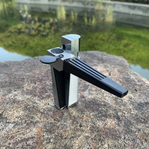 Creative Foldble Metal Lighter Pipe Combination Set Ny exotisk bärbar vikningsrörsändare som röker tobakstillbehör