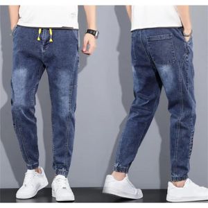 Мужские джинсы мужчины случайная корейская дикая уличная одежда Голубая вымытая джинсовые брюки модные брюки Vaqueros de Hombremen's