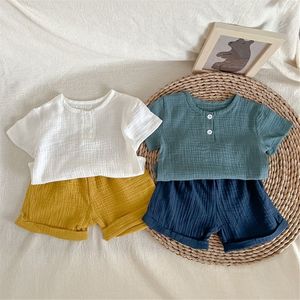 Vestiti delle ragazze dei bebè del bambino Set di vestiti estivi in cotone e lino a maniche corte + pantaloncini 2 pezzi Abbigliamento per bambini 220509