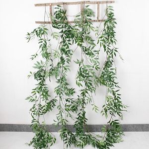 Dekoratif çiçek çelenkleri 170cm yapay söğüt asma sahte bitki ev düğün dekorasyon için sahte yapraklar çelenk rattan orman partisi dec