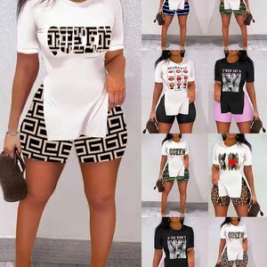 Designer 2 Piece Pants Tracksuits For Women Short Sleeve Split Top T Shirt And Shorts Set Sexy Printed Ladies Summer Outfits