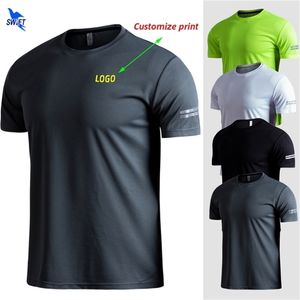 Anpassen Atmungsaktive Lauf Shirts Männer Tops Tees Quick Dry Kurzarm Gym Fitness T Hemd Reflektierende Streifen Sportswear D220615