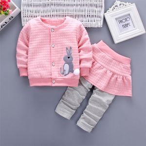 Baby flicka kläder vår och höst bomull tjock varm uppsättning casual tecknad söt kanin baby långärmad tvådelad 220326