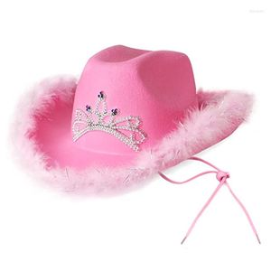 Berretti Cappello da cowboy rosa Cappello da cowboy per donna in stile occidentale Cappellino per festa di compleanno con piume Decorazione di paillettes Corona Tiara Night Club Cappello da cowgirlBerretti