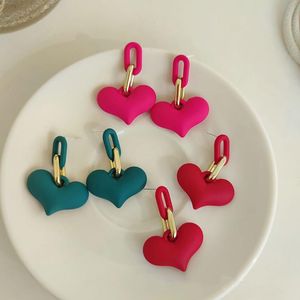 Dangle Avize Büyük Yeşil Kırmızı Kalp Küpeler Vintage Akrilik Romantik Hediyeler Kadınlar için Kızlar Delen Damla Takı Altın Sarkan Earrin